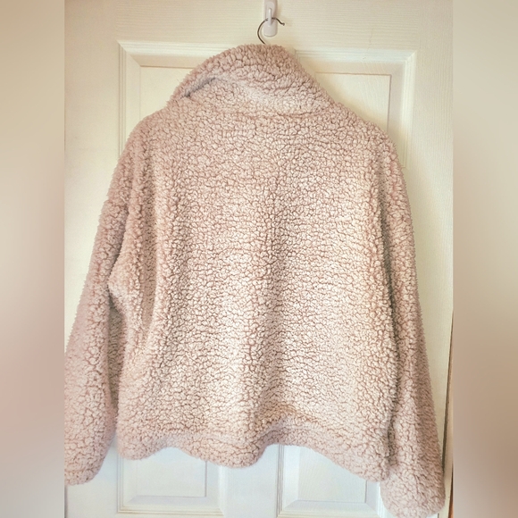THREAD & SUPPLY  Wubby sherpa pullover 1/4 zipper fluffy smoke rose size large - Picture 2 of 5